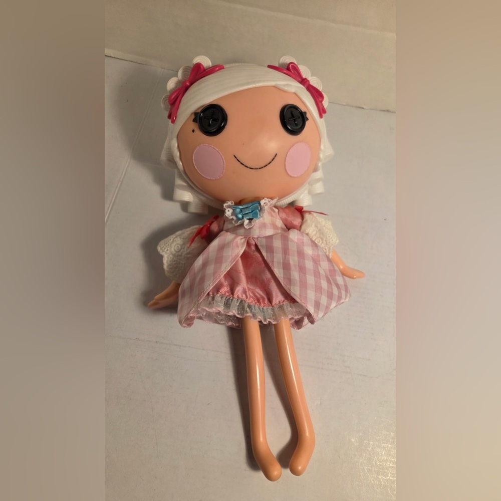 LALALOOPSY Suzette La Sweet Doll Full Size White Hair Pink Bows Dated 12/09